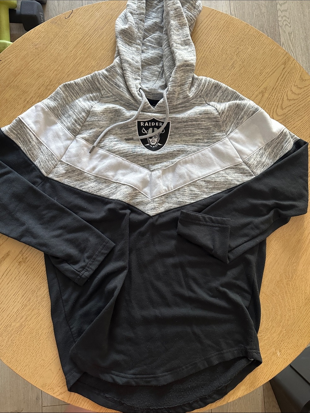 NFL Raiders Black and Heather Gray Colorblocked Hooded Pullover women’s medium